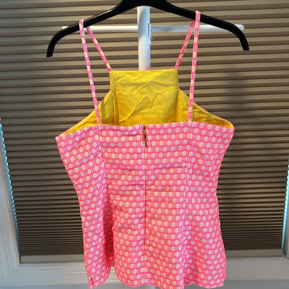 Lilly Pulitzer Size 6 Hot Pink Top - Picture 5 of 7